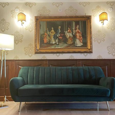 Ninfa Hotel クアリアーノ エクステリア 写真