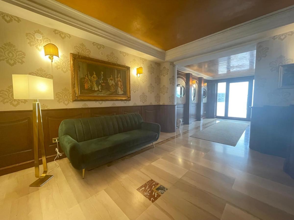 Ninfa Hotel クアリアーノ エクステリア 写真