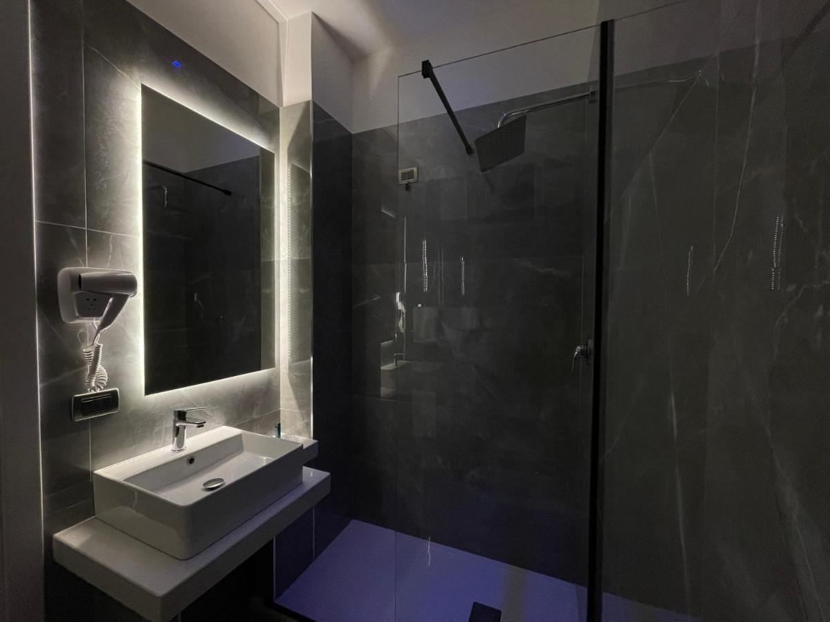 Ninfa Hotel クアリアーノ エクステリア 写真