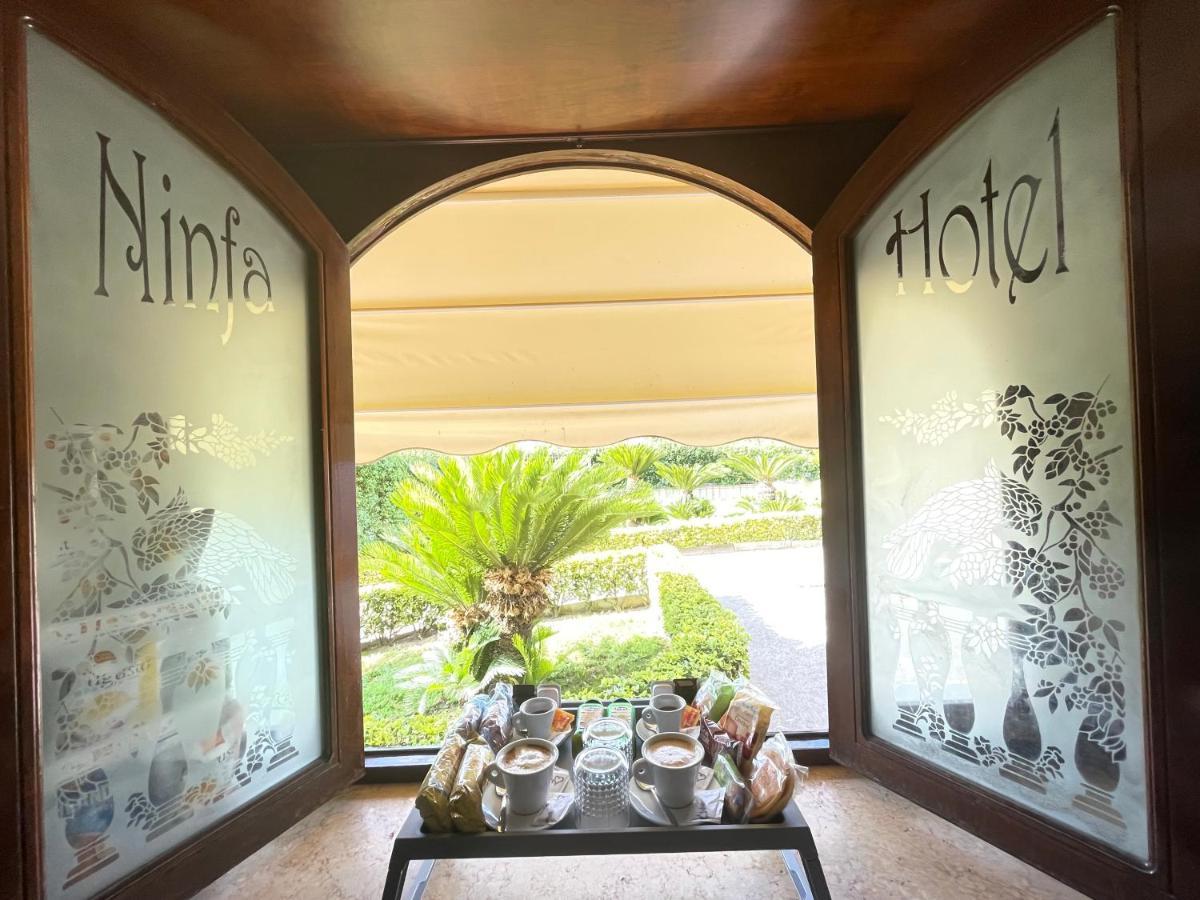 Ninfa Hotel クアリアーノ エクステリア 写真