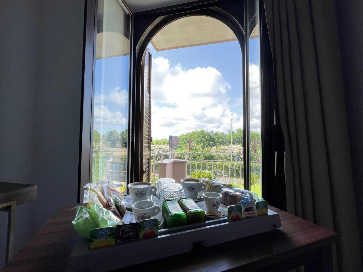 Ninfa Hotel クアリアーノ エクステリア 写真