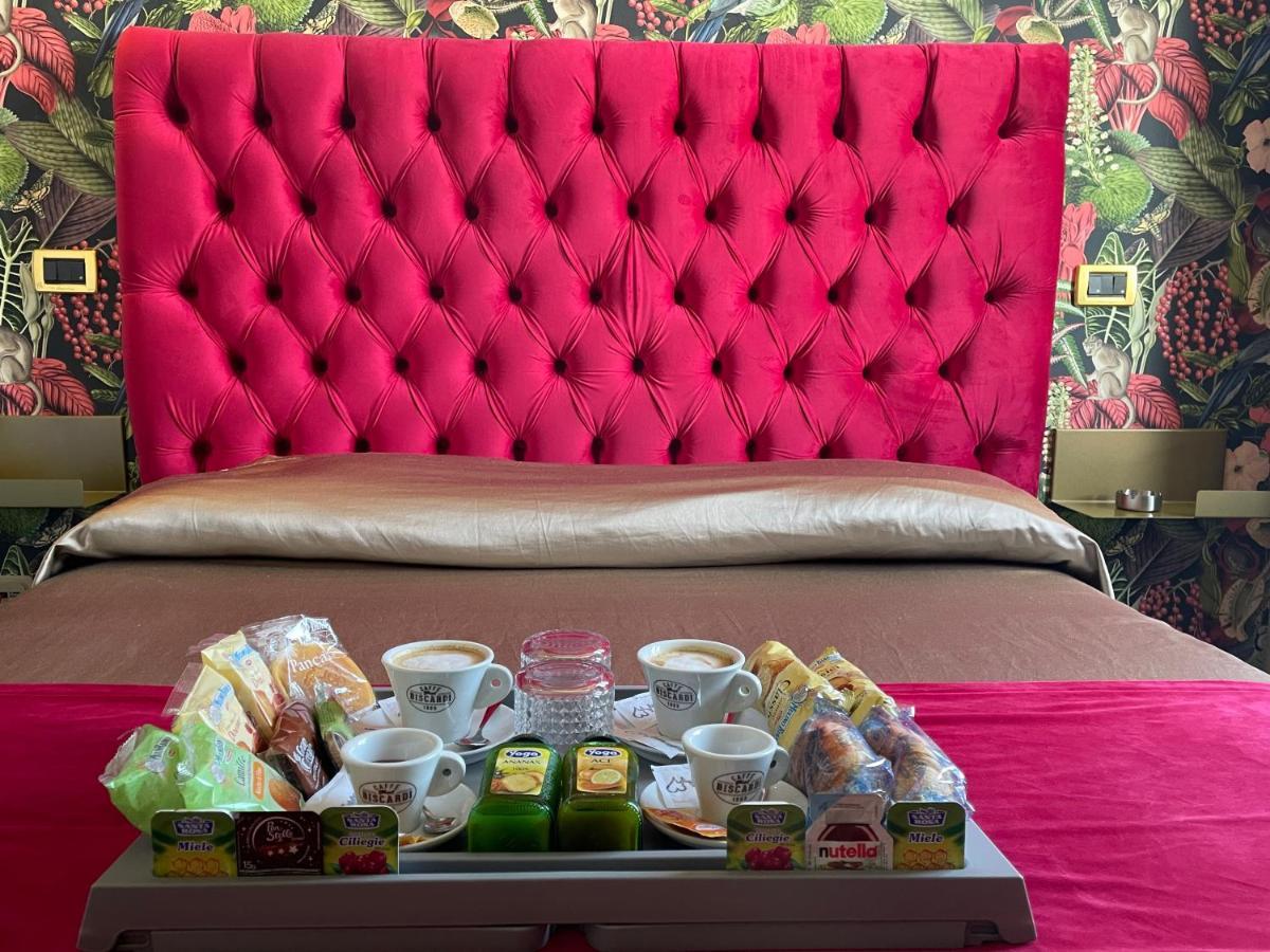 Ninfa Hotel クアリアーノ エクステリア 写真